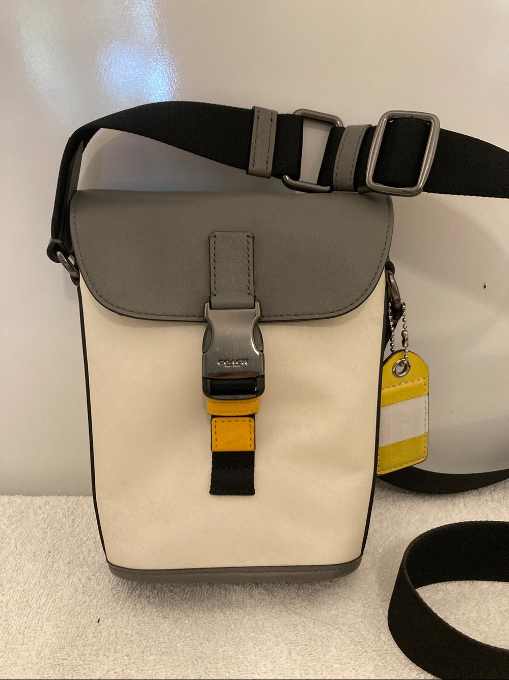 Coach Unisex Gray White Track Messenger Crossbody Bag Yellow Accent & Hang Tag